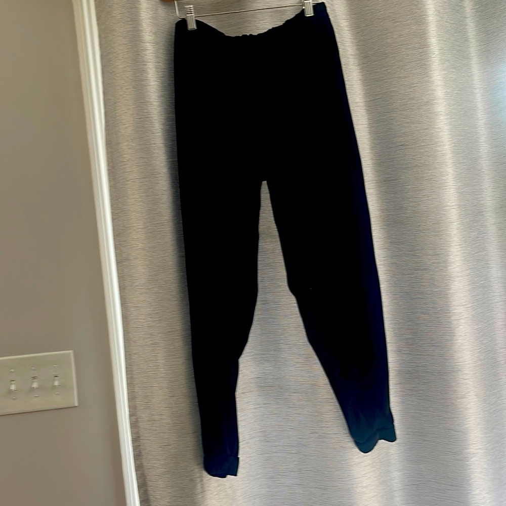 BLACK DRESSY PANTS - rayon material. Sz 4-6